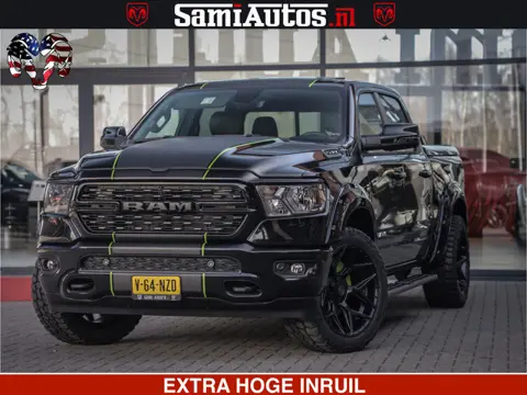 Dodge Ram SPORT | 5.7 V8 4x4 HEMI | PANORAMA DAK | GROOTSCHEM 12 INCH | LPG | Diamond Black Pearl | 