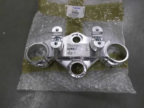 KROONPLAAT Triumph Speed Triple 1050 2005 - 2007 / 2008 -