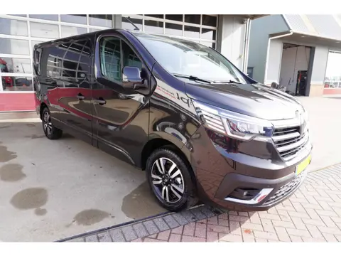 Renault Trafic 2.0 Blue dCi 150PK L2H1 Extra nr.V043 | Climate | Cruise | Navi | Camera | 17"LM velg