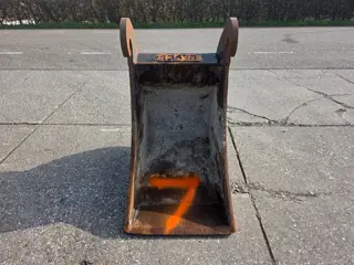 Eurosteel dieplepels CW30/40, 0.64m en 0.65m breed