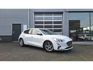 Ford Focus 1.0 EcoBoost ST Line/Navigatie/Pdc/Lm Velgen/Led/Trekhaak/Enz