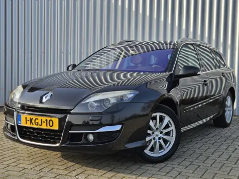 Renault Laguna Estate 2.0 dCi Bose /Automaat/Pano/Stoelverwarming!