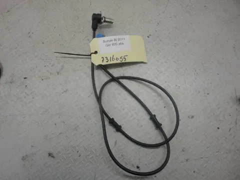 ABS SENSOR VOOR Suzuki GSR 600 2006 - 2009