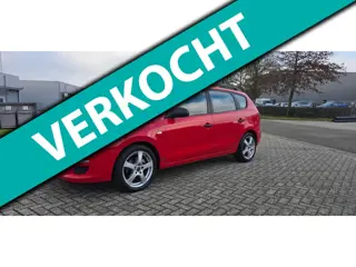 Hyundai I30 CW 1.6i Dynamic zeer goed onderhouden met rekening erbij