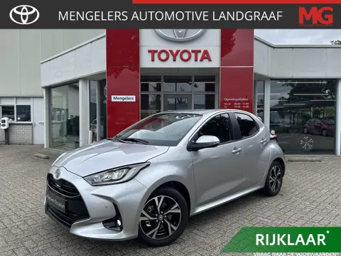 Toyota Yaris 1.5 Hybrid 115 Dynamic | Comfort Pack | Rijklaar l Blindspot | Sensoren