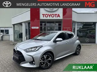 Toyota Yaris 1.5 Hybrid 115 Dynamic | Comfort Pack | Rijklaar l Blindspot | Sensoren