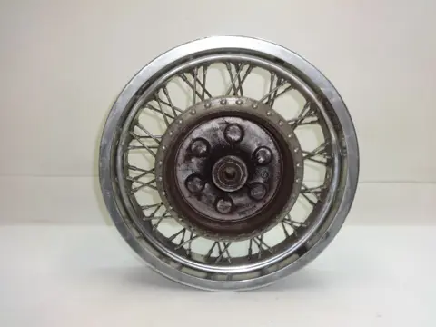 ACHTER VELG Suzuki VS 700 Intruder 1985 - 1991