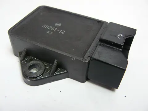 SPANNINGSREGELAAR Honda CB 750 1991 - 2001