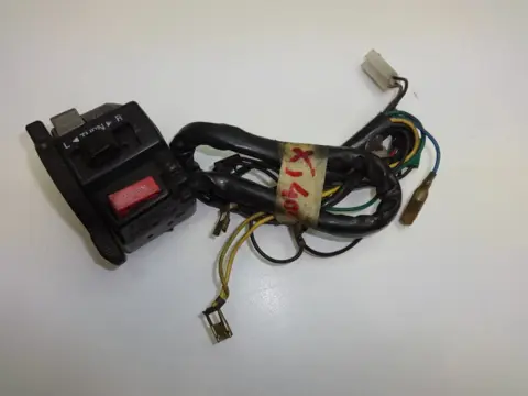 STUURSCHAKELAAR LINKS Yamaha Overige Yamaha 1960 - 2021