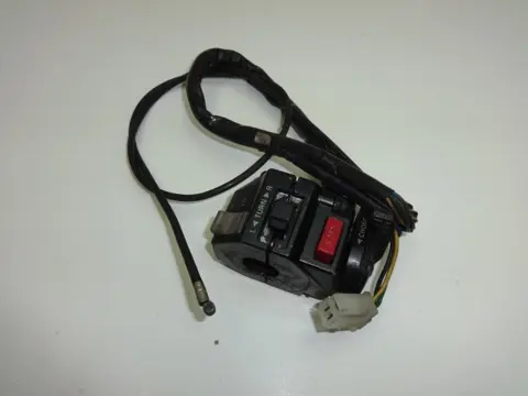 STUURSCHAKELAAR LINKS Yamaha YX 600 Radian 1985 - 1990