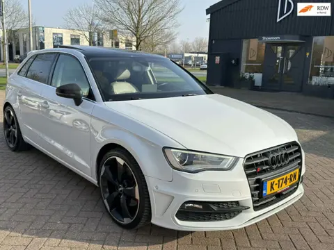 Audi A3 Sportback 1.8 TFSI S3 Pakket quattro Ambiente Pro Line plus Pano