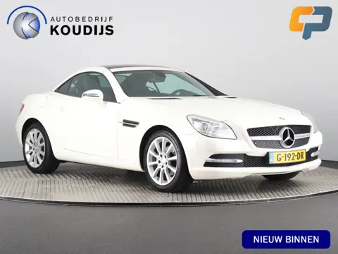 Mercedes-Benz SLK 200 K. Prestige Uniek! (Carplay / Stoel-Nekverwarming / Cruise / Glazen dak)