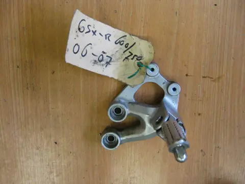 LINKER SCHETSPLAAT Suzuki GSX R 600 2006 - 2007