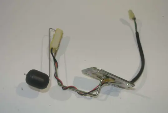 BRANDSTOFNIVEAU METER Honda CB 1000 R 2008 - 2016