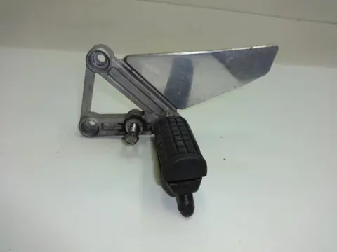 LINKER SCHETSPLAAT Honda NT 650 GT Hawk 1988 - 1991