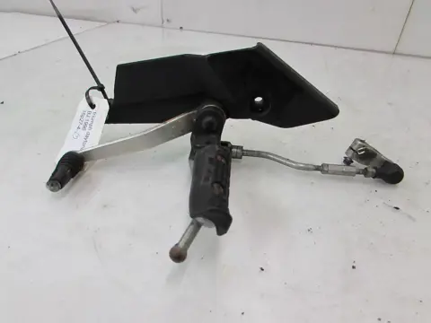 LINKER SCHETSPLAAT Triumph 1200 Daytona 1993 - 1997