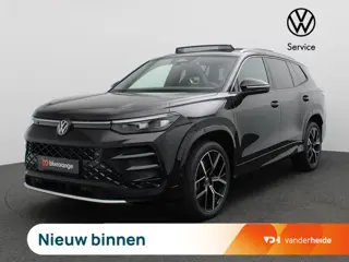 Volkswagen Tayron 1.5 eHybrid R-Line Edition 272PK DSG Pano-Schuifdak, Trekhaak, 20" LM Velgen, Navi