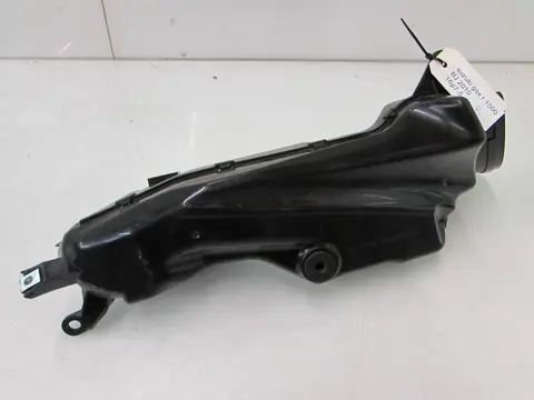 RECHTER LUCHTAANZUIGBUIS Suzuki GSX R 1000 2009 - 2010