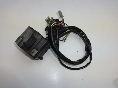 STUURSCHAKELAAR LINKS Honda VF 700 750 S Sabre 1982 - 1985