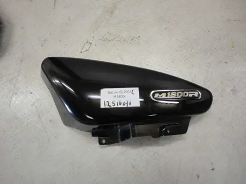 LINKER ZIJKUIP Suzuki M 1800 Intruder 2007 - 2010