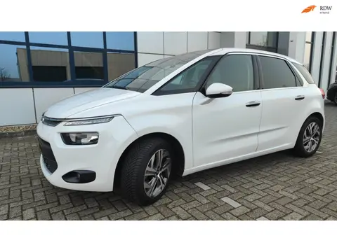 Citroen C4 Picasso 1.6 HDi Intensive complete onderhoudshistorie! nieuwe APK