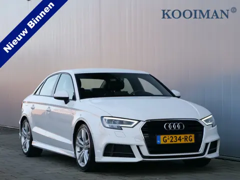 Audi A3 Limousine 35 TFSI CoD Advance Sport S-Line Automaat Apple Carplay / LED / Navigatie / DAB