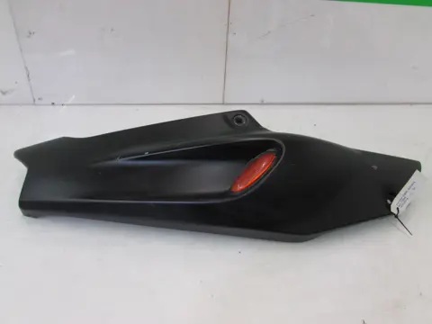 RECHTER ACHTERKANT Honda CBR 900 RR 1994 - 1995