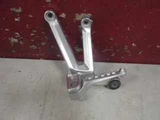 DUO VOETSTEUN LINKS Aprilia RSV 1000 2006 - 2008