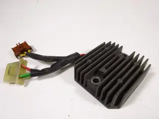 SPANNINGSREGELAAR Aprilia Falco 1999 - 2005