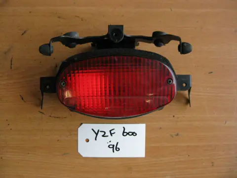 ACHTER LICHT Yamaha YZF 600 Thundercat 1996 - 2003