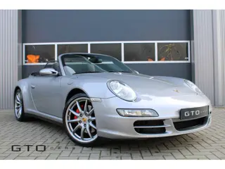 Porsche 911 Cabrio 3.8 Carrera 4S Bose | Complete Historie | Sportstoelen | Lederen interieur | Spor