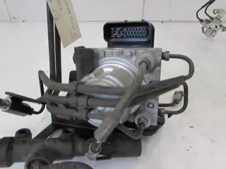 ABS POMP Triumph Sprint ST 1050 2005 - 2011