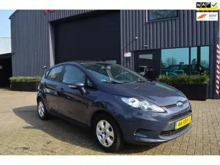 Ford Fiesta 1.25 Titanium | Airco | Trekhaak | Dealer onderhouden