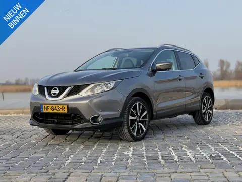 Nissan Qashqai 1.2 Tekna|Pano|Trekhaak|Stoelverwarming|360cam
