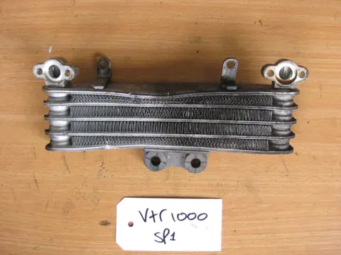 OLIEKOELER Honda VTR 1000 SP 1999 - 2001