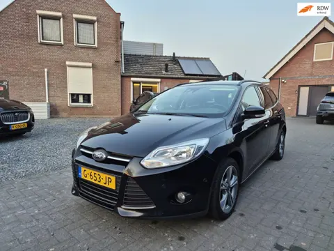 Ford Focus Wagon 1.0 EcoBoost Titanium Navi Clima Cruise