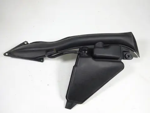 RECHTER LUCHTAANZUIGBUIS Ducati 749 999 2002 - 2007