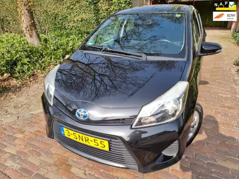 Toyota Yaris 1.5 Full Hybrid Aspiration Camera
