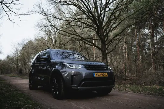 LAND ROVER DISCOVERY 258pk, btw , 6cyl, luxury, lage kmstand!