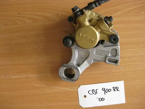 ACHTER REMKLAUW Honda CBR Fireblade 2000 - 2001