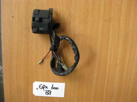 STUURSCHAKELAAR LINKS Kawasaki GPX 600 1988 - 1994