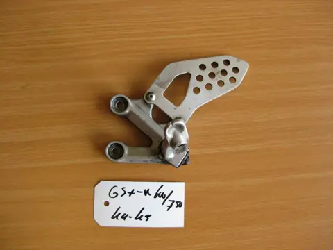 LINKER SCHETSPLAAT Suzuki GSX R 750 2004 - 2005