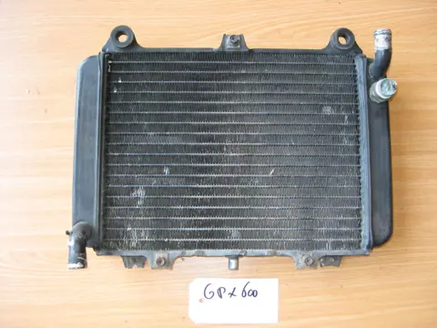 RADIATEUR Kawasaki GPX 600 1988 - 1994