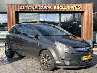 Opel Corsa 1.4-16V Cosmo Airco Navigatie Cruise Control