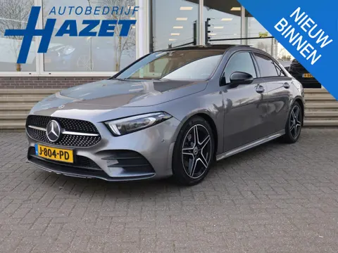Mercedes-Benz A-klasse 180 AUT. AMG SPORT + PANORAMA | MBUX | SFEERVERL. | CAMERA | MEMORY | STOELVE