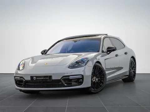 Porsche Panamera Sport Turismo 4.0 Turbo S E-Hybrid 700pk Sport-Design Akrapovic Carbon Burmester 4-