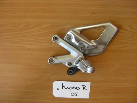 LINKER SCHETSPLAAT Aprilia Tuono 1000 2006 - 2008