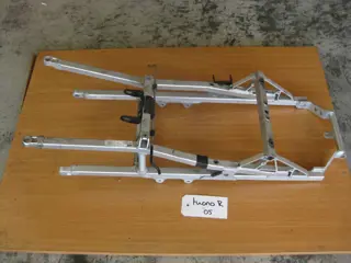 ACHTER SUBFRAME Aprilia Tuono 1000 2006 - 2008