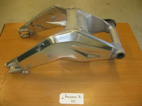 ACHTER BRUG Aprilia Tuono 1000 2006 - 2008