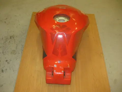 TANK Aprilia RSV 1000 2004 - 2005